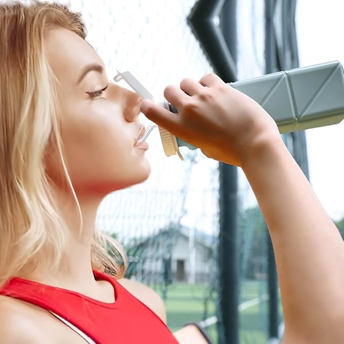 620ml Silicone Foldable Water Bottle with Straw Lid - Lightweight, Reusable, & Leakproof for Travel, Camping, Hiking, & Sports (BLUE)