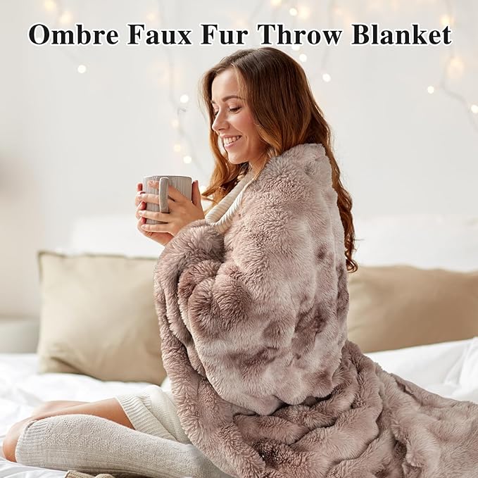 Bcareself Faux Fur Blanket Two Sided Ultra Soft Fluffy Reversible Fuzzy Throw Blanket for Women Men Double Sided Ombre Faux Luxe Faux Fur Thick Minky Blanket for Couch Bed