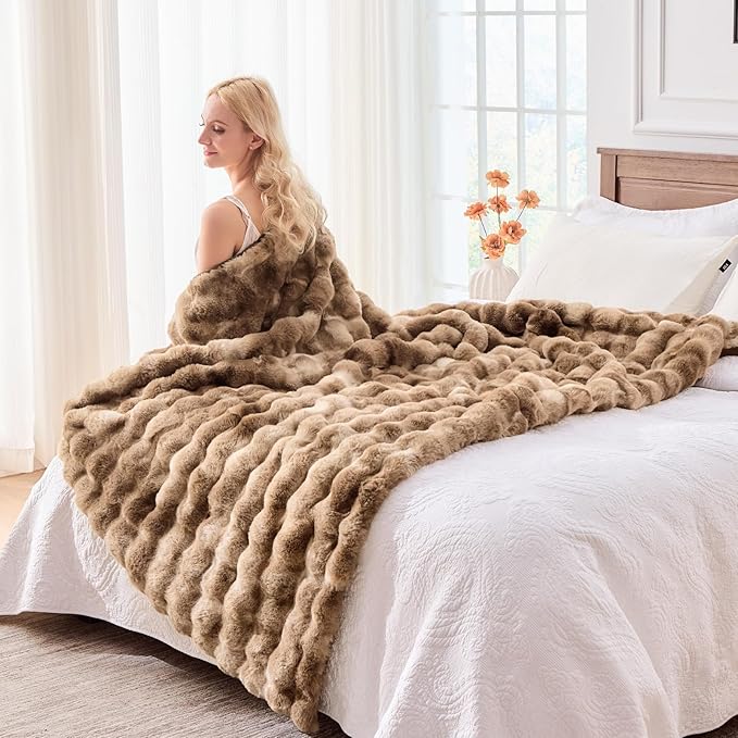BENVWE Fluffy Faux Fur Throw Blanket for Couch - Soft, Plush, Thick, Cozy, Fuzzy Luxury Minky Bubble Blanket for Home Living Room Decor, Gifts for Women, Tie-dye Brown, 51" x 63", 1100GSM