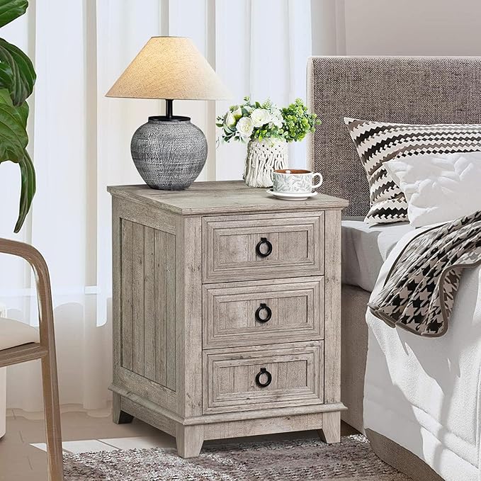 18" Farmhouse Night Stand with 3 Drawers, Wood End Table Dresser for Bedroom, Retro Oak Nightstand, Bed Side Table with Metal Handle, Bedside Cabinet for Bedroom Living Room, Closet