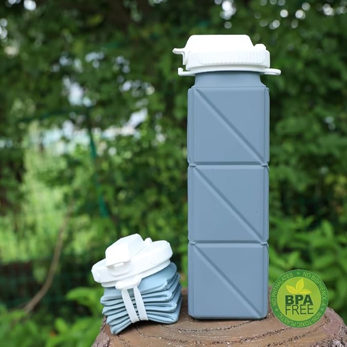 620ml Silicone Foldable Water Bottle with Straw Lid - Lightweight, Reusable, & Leakproof for Travel, Camping, Hiking, & Sports (BLUE)