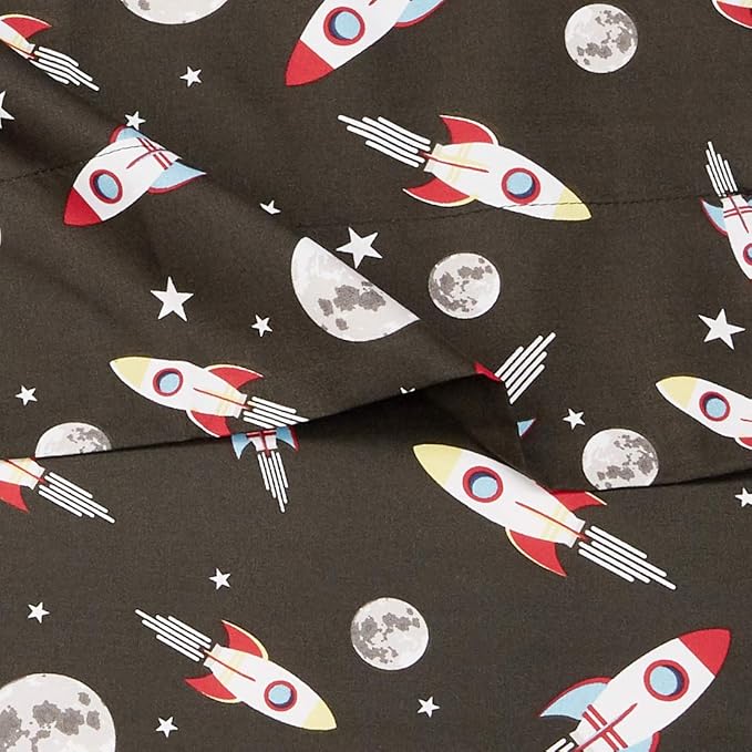 Amazon Basics Kid's Soft Easy-Wash Lightweight Microfiber 3-Piece Sheet Set, Toddler, Multi Colour, Space Rockets