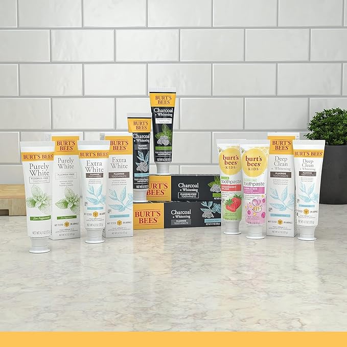 Burt's Bees Toothpaste, Natural Flavor, Fluoride Toothpaste Deep Clean + Whitening, Mountain Mint, 4.7 oz each , (Pack of 3)