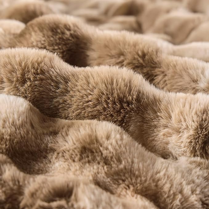 BENVWE Fluffy Faux Fur Throw Blanket for Couch - Soft, Plush, Thick, Cozy, Fuzzy Luxury Minky Bubble Blanket for Home Living Room Decor, Gifts for Women, Tie-dye Brown, 51" x 63", 1100GSM