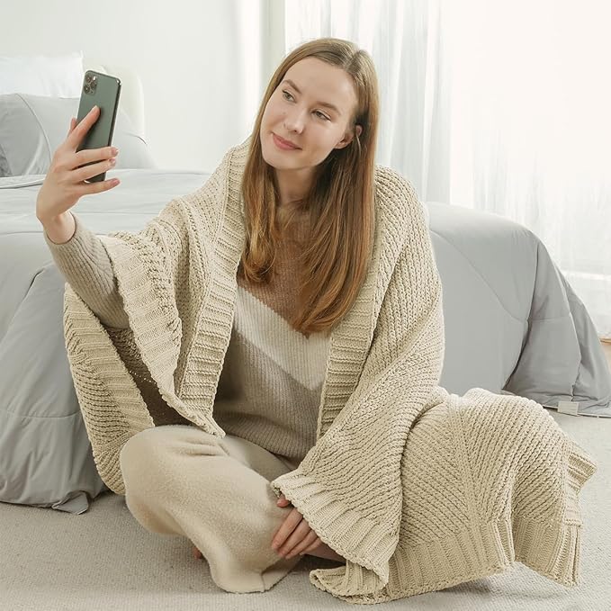 Amélie Home Chenille Knit Throw Blanket for Couch, Chevron Texture Decorative Soft Blanket for Sofa, Bed & Chair, 50"x60", Beige