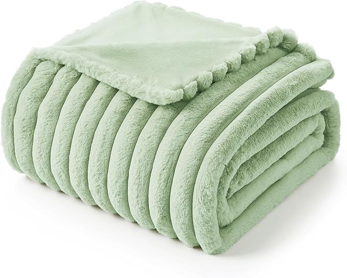 Amélie Home Faux Fur Throw Blanket for Couch, Cozy Fuzzy Fluffy Fur Luxurious Soft Striped Plush Gift Blankets for Family Sofa Chair Bed Living Room Bedroom, 55"x70", Sage Green