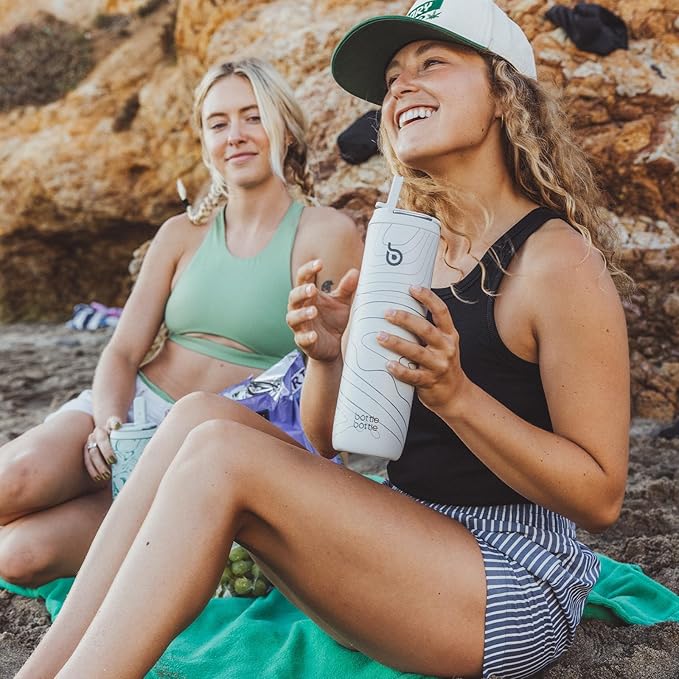 BOTTLE BOTTLE Insulated Water Bottle 24oz with Straw Lid and Handle for Sports Travel Gym Stainless Steel Water Bottles Double-Wall Vacuum Metal Thermos Bottles Leak Proof BPA-Free