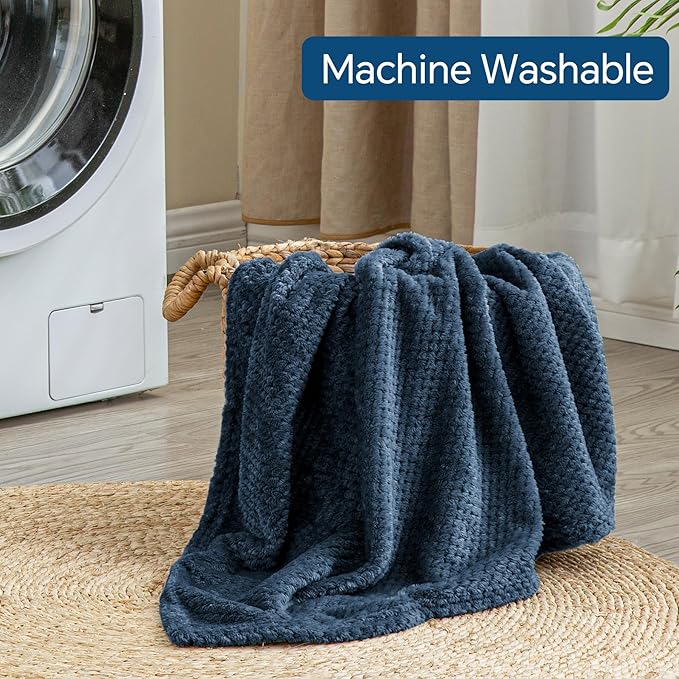 BEDELITE Travel Blanket Airplane Compact with Bag, Portable and Packable 2 in 1 Travel Pillow and Blanket Set, Airplane Blanket Travel Essentials with Luggage Sleeve & Backpack Clip, Navy Blue