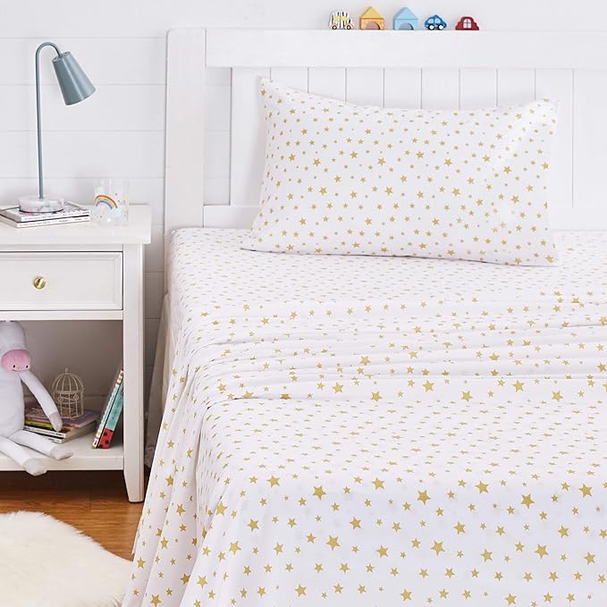 Amazon Basics Kid's Soft Easy-Wash Lightweight Microfiber 3-Piece Sheet Set, Toddler, Multi Color, Starry Stars