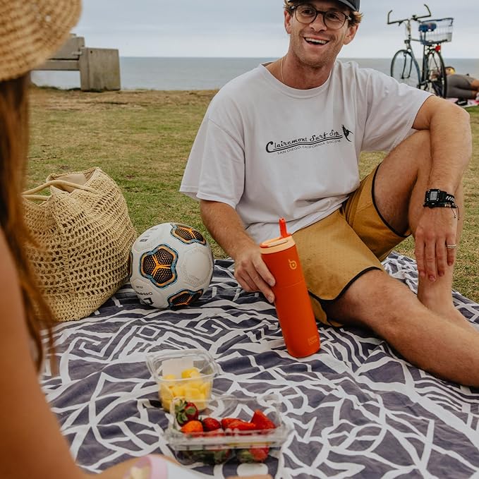 BOTTLE BOTTLE Insulated Water Bottle 24oz with Straw Lid and Handle for Sports Travel Gym Stainless Steel Water Bottles Double-Wall Vacuum Metal Thermos Bottles Leak Proof BPA-Free