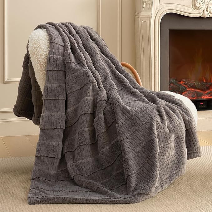 Amélie Home Luxury Striped Faux Fur Throw Blanket for Couch, Embossed Split Fur Cozy Fuzzy Fluffy Luxurious Soft Plush Sofa Chair Bed Gift Blankets for Women Men Wife Friend, 55"x70", Charcoal Gray