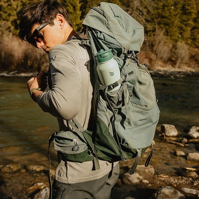 BOTTLE BOTTLE 32oz Insulated Water Bottle Stainless Steel Sport Water Bottle with Straw Dual-use Lid Design for Gym with Pill Box (green)