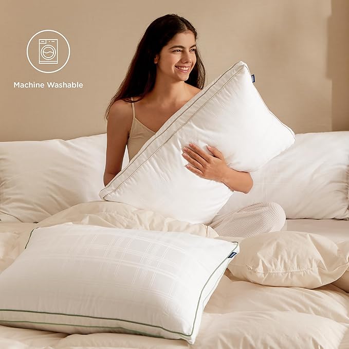 Bedsure Luxury Goose Feathers Down Pillow - 300 Thread Count Cotton Cover Gusseted Hotel Collection Bed Queen Pillow, Ultra-Soft High Elasticity Sorona Fiber Layer Pillows (2, Green, Queen)