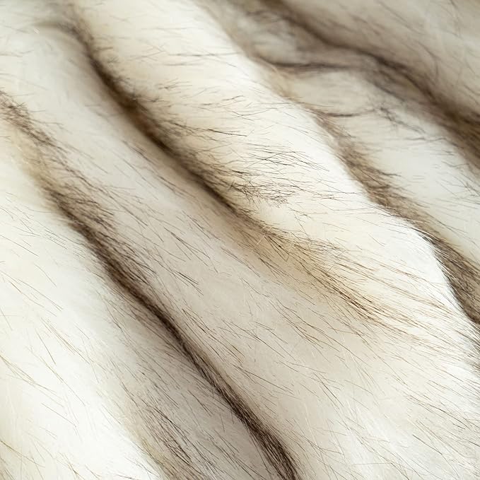 BATTILO HOME Luxury Ivory White Faux Fur Throw Blanket for Bed, Extra Large Super Soft Fluffy Cozy Fall Thick Warm Fox Fur Throw Blankets for Couch, Bed Reversible to Plush Velvet (60"x80")