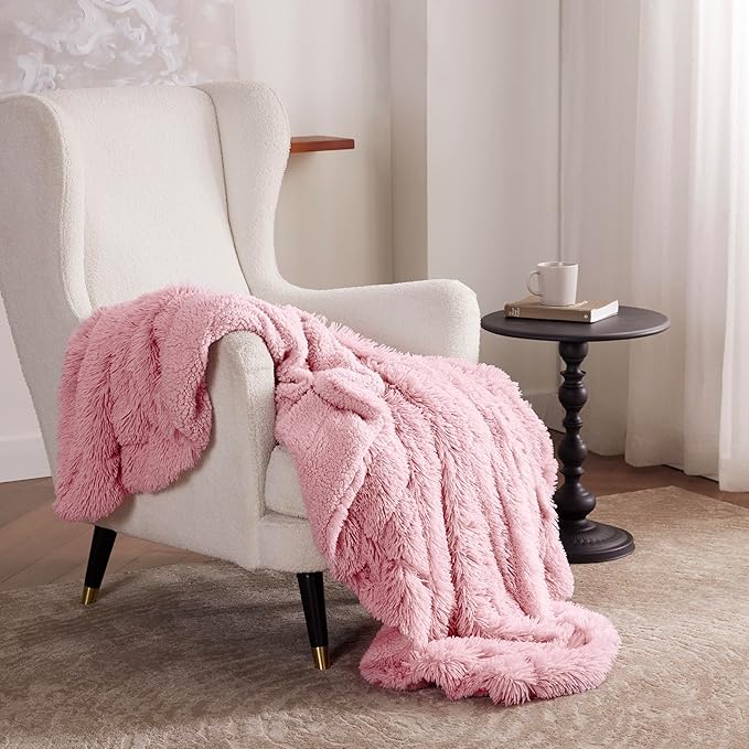 Bedsure GentleSoft Fluffy Pink Throw Blanket, Pink Decor Cozy Gifts for Teenage Girls, Soft Fuzzy Plush Thick Warm Furry Sherpa Fleece Faux Fur Throw Blanket for Couch, Cute Stuff for Women, 50x60