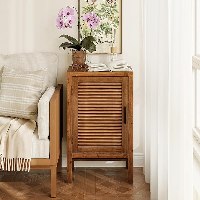 1 Door Farmhouse Nightstand, Rustic Slat Door Cabinet with 2 Shelves, Accent End Table with Storage for Bedroom, Brown